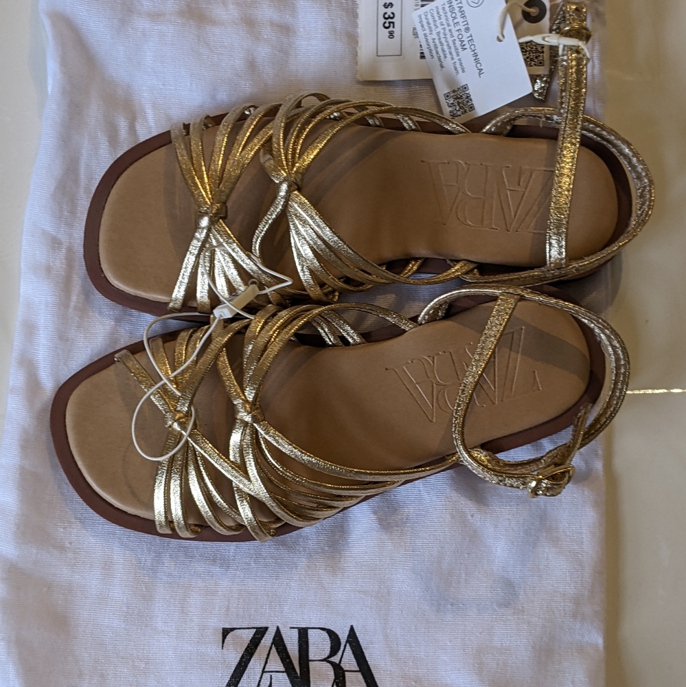 Girls sandals